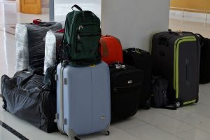 bagaż podręczny - wymiary bagażu podręcznego - wizzair ryanair easyjet lot british airways lufthansa - dopuszczalna waga bagażu podręcznego