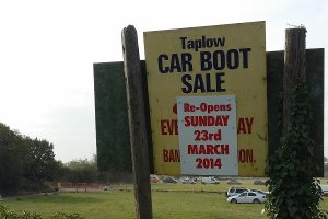 car boot sale w wielkiej brytanii - carboot w uk - karbut w Anglii