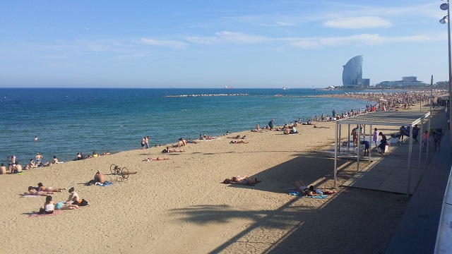 La Barceloneta - najlepsza plaża w Barcelonie